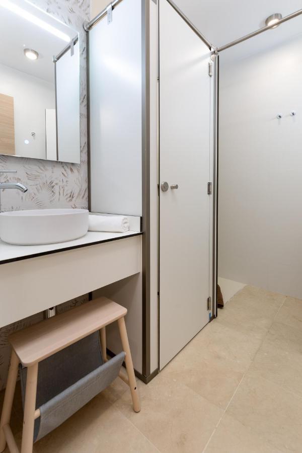 Travel Habitat La Marina Real Apartment Valencia Exterior photo